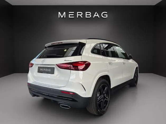 Mercedes-Benz GLA 250 4Matic Swiss Star