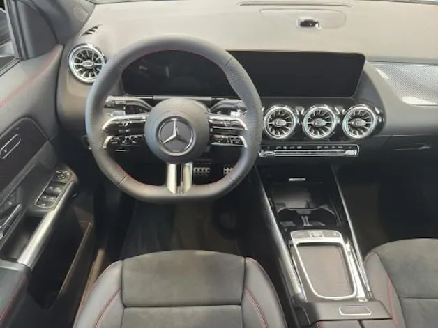 Mercedes-Benz GLA 250 4Matic Swiss Star
