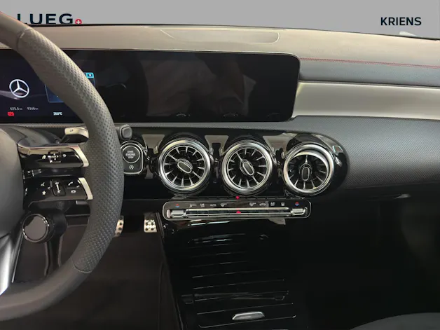Mercedes-Benz CLA 35 4M - AMG / 360 Grad Kamera / Standheizung / Panorama-Dach