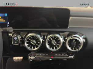 Mercedes-Benz CLA 35 4M - AMG / 360 Grad Kamera / Standheizung / Panorama-Dach