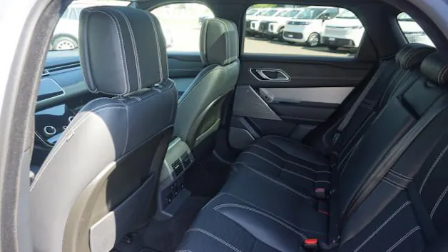 Land Rover RR Velar R-Dyn. P 300 HSE