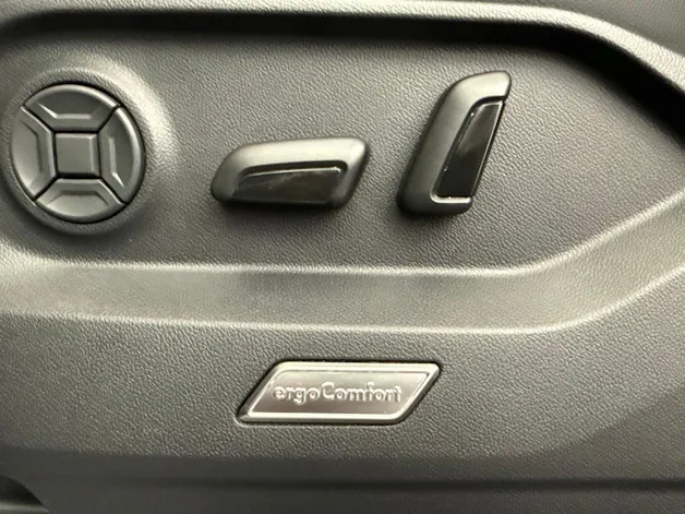VW Touareg 3.0 TDI R-Line ''inkl. AHK & Standheizung''