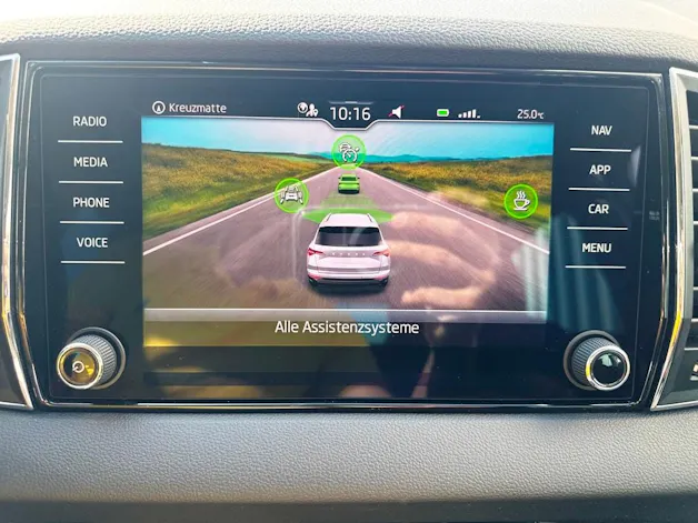 SKODA Karoq 2.0 TDI CR Ambition 4x4 DSG
