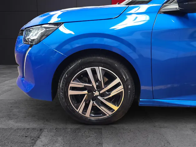 Peugeot 208 1.2 Allure Pack EAT8