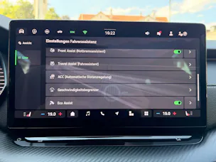 Škoda Octavia Combi 2.0 TDI 150 PS Sportline *** 5 JAHRE SKODA WERKSGARANTIE ***