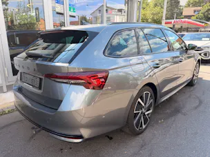 Škoda Octavia Combi 2.0 TDI 150 PS Sportline *** 5 JAHRE SKODA WERKSGARANTIE ***