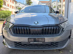 Škoda Octavia Combi 2.0 TDI 150 PS Sportline *** 5 JAHRE SKODA WERKSGARANTIE ***