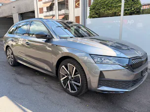Škoda Octavia Combi 2.0 TDI 150 PS Sportline *** 5 JAHRE SKODA WERKSGARANTIE ***