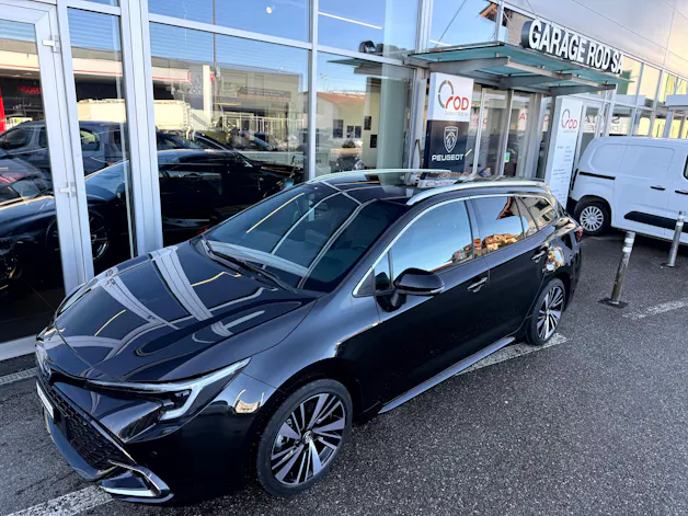 Toyota Corolla Cross 1.8 Trend e-CVT