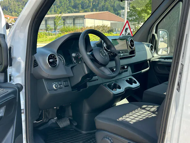 Mercedes-Benz Sprinter 317 CDI PRO CH Standard
