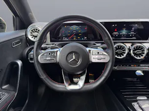 Mercedes-Benz A 200 AMG Line 4m