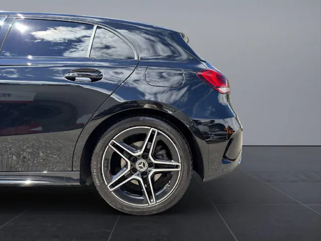 Mercedes-Benz A 200 AMG Line 4m