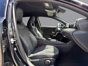 Mercedes-Benz A 200 AMG Line 4m