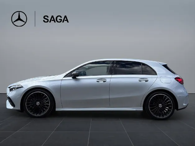 Mercedes-Benz A 220 AMG Line 4m
