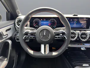 Mercedes-Benz A 220 AMG Line 4m