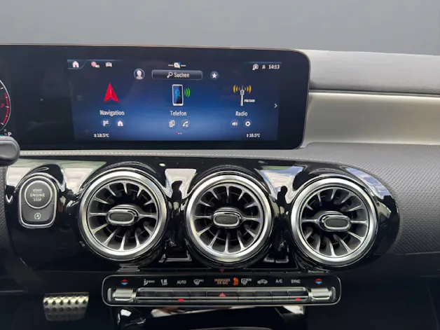 Mercedes-Benz A 250 AMG Line 4m