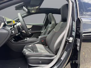 Mercedes-Benz A 250 AMG Line 4m