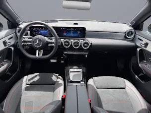 Mercedes-Benz A 250 AMG Line 4m
