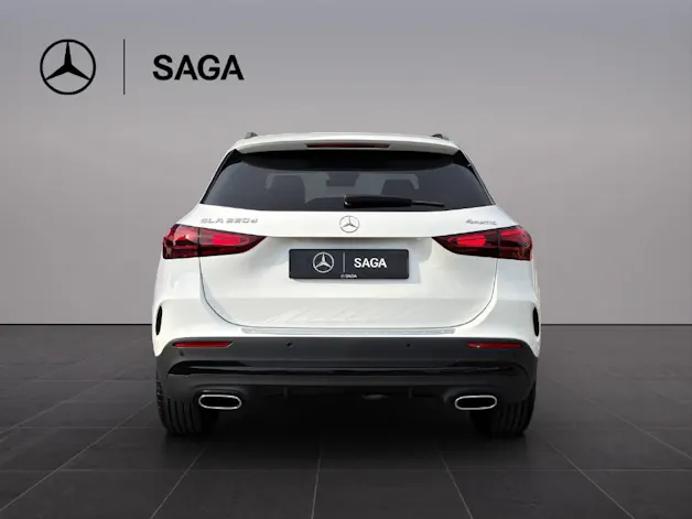 Mercedes-Benz GLA 220 d Swiss Star AMG Line 4matic