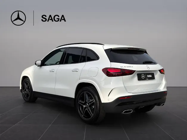Mercedes-Benz GLA 220 d Swiss Star AMG Line 4matic