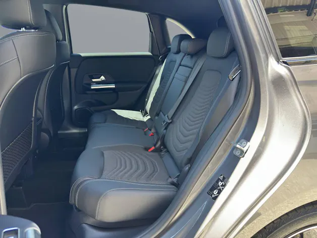 Mercedes-Benz B 220 Progressive 4matic