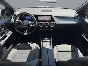 Mercedes-Benz B 220 Progressive 4matic