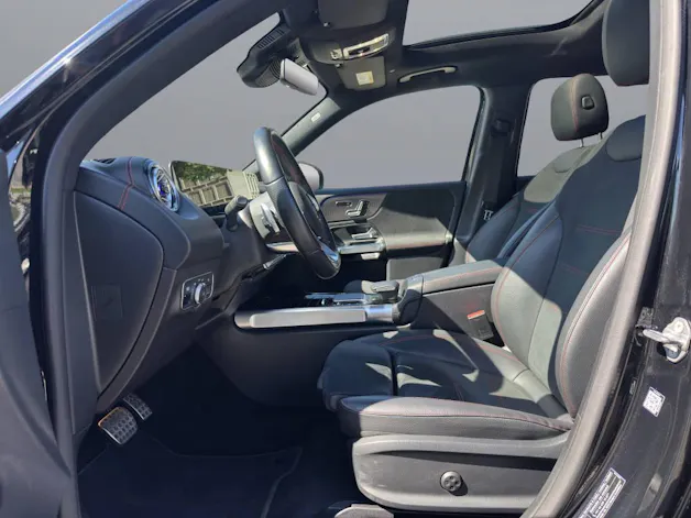 Mercedes-Benz EQB 350