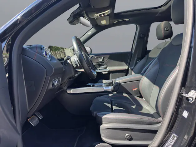 Mercedes-Benz EQB 350