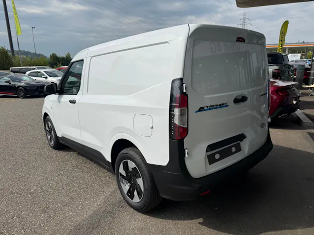 Ford E-Transit Courier Van Trend 43,5kWh