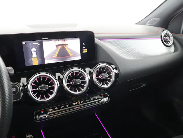 Mercedes-Benz EQA 300 AMG Line 4Matic