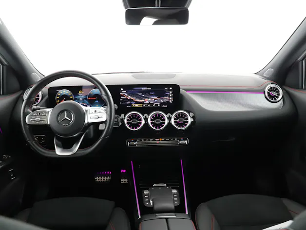 Mercedes-Benz EQA 300 AMG Line 4Matic
