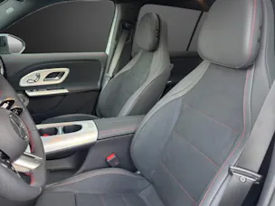 Mercedes-Benz GLB 220 4Matic 8G-Tronic