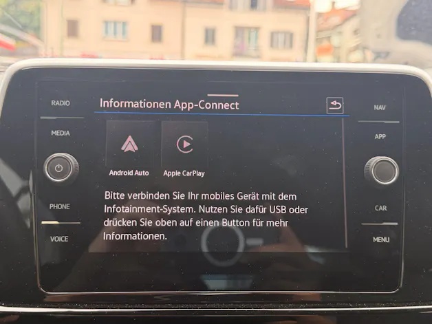 VW T-Roc CABRIOLET 1.5 TSI 150PS R-LINE *** ANHÄNGEKUPPLUNG ***