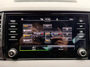 Škoda Karoq Selection *** ACC & RÜCKFAHRKAMERA ***