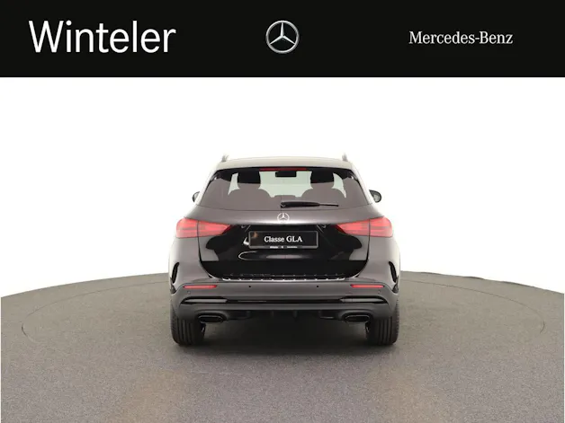 Mercedes-Benz GLA 200 Night Star 7G-D