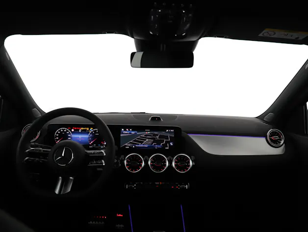 Mercedes-Benz GLA 200 Night Star 7G-D