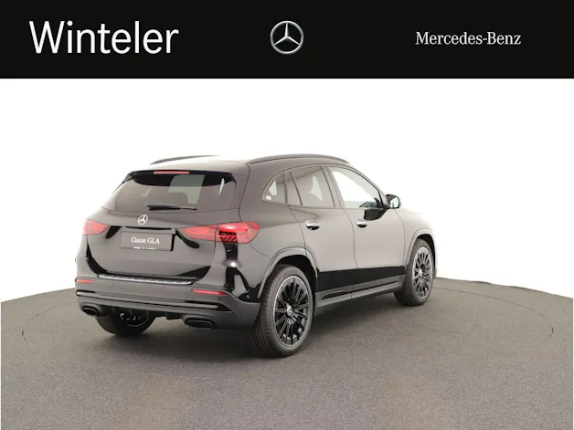 Mercedes-Benz GLA 200 Night Star 7G-D