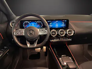 Mercedes-Benz GLA 200 4Matic AMG Line 8G-DCT