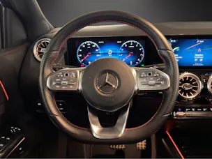 Mercedes-Benz GLA 200 4Matic AMG Line 8G-DCT