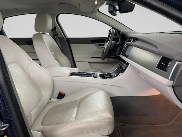 Jaguar XF 20d Prestige Automatic