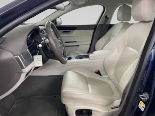 Jaguar XF 20d Prestige Automatic