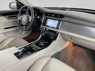 Jaguar XF 20d Prestige Automatic