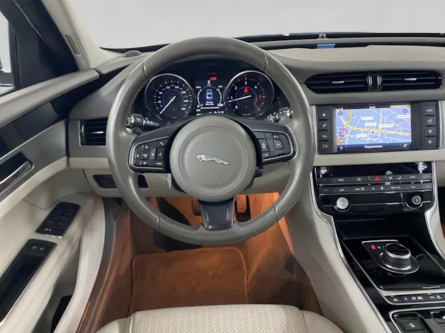 Jaguar XF 20d Prestige Automatic