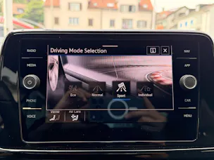 VW T-Roc CABRIOLET 1.5 TSI 150PS R-LINE *** KARMANN EDITION & 5 JAHRE VW WERKSGARANTIE ***
