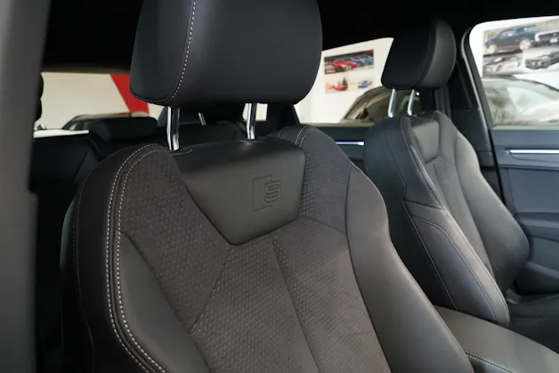 Audi Q3 40 TDI S line quattro S-tronic
