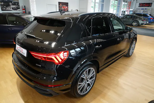 Audi Q3 40 TDI S line quattro S-tronic