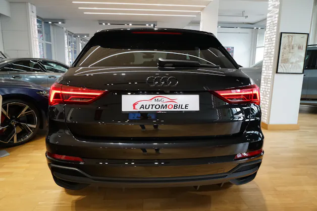 Audi Q3 40 TDI S line quattro S-tronic