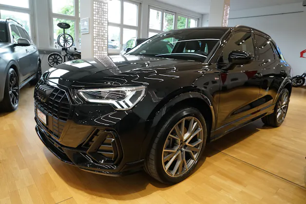 Audi Q3 40 TDI S line quattro S-tronic
