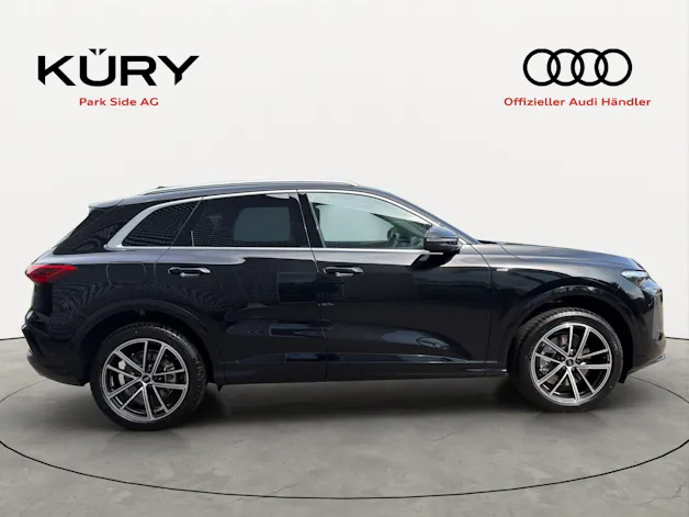 Audi Q5 SUV e-hybrid quattro 220 kW 299PS
