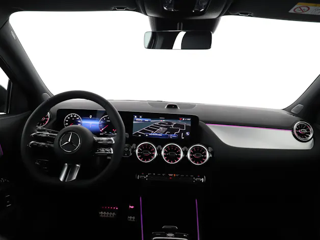 Mercedes-Benz GLA 200 Night Star 7G-D